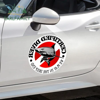 EARLFAMILY 43cm x 42.7 cm Sukeldumise Lipu Klubi Camper Auto Kleebised Loominguline Graffiti Decal Kriimustada-Tõend Esiklaas Decor Auto Etikett