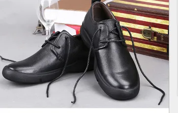Suvel 2 uued meeste kingad korea versiooni trend 9 meeste vabaaja jalatsid hingav kingad Z2Y246
