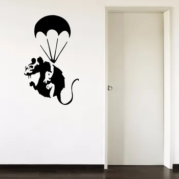 Banksy Rott Langevarjurina Graffiti Hiirt, parachut Kodu Decal Magamistuba Elavad Autocollant Seinamaaling Eemaldatav Vinüül Kunst Seina Kleebis B090