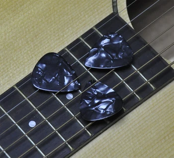 Palju 100tk Uus Raske 0.96 mm Tühi Kitarr Kirkad Plectrums Selluloidi Pearl Black Electric Guitar