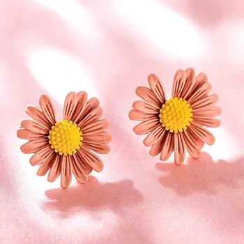 Suvel Hot Müük korea Trendikad Kõrvarõngad Väikeste Daisy Lill Kõrvarõngad Naistele Chrysanthemum Kõrvarõngad Ehted Brincos 1